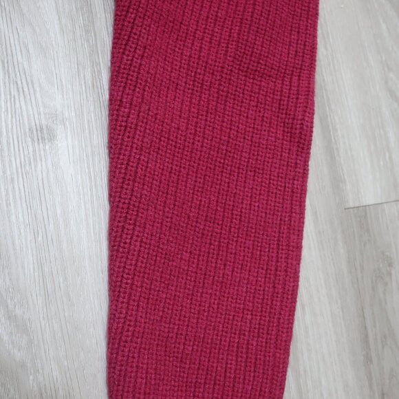 Mango Mockneck Magenta Thick Knit Sweater Size M EUC - Picture 3 of 5